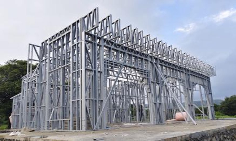 Multi-storey LGSF frame